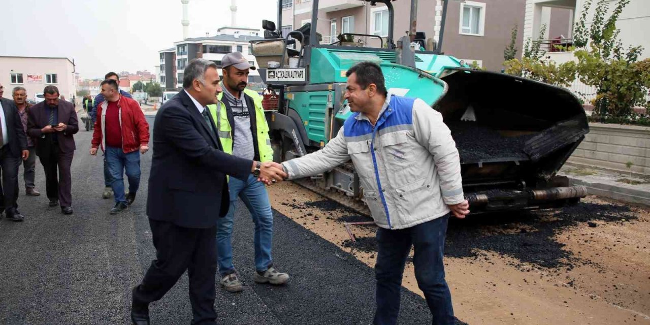 Başkan Cabbar Asfalt Çalışmalarını İnceledi