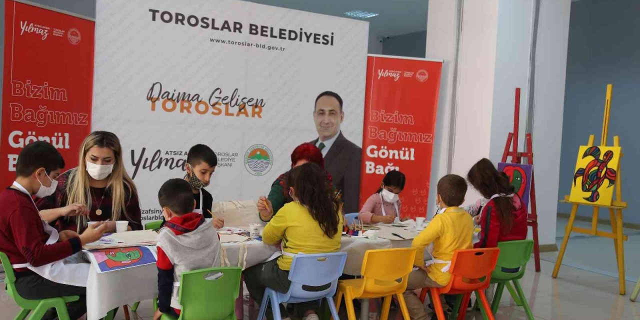 Toroslar Belediyesinden Çocuklar İçin Tatil Şenliği