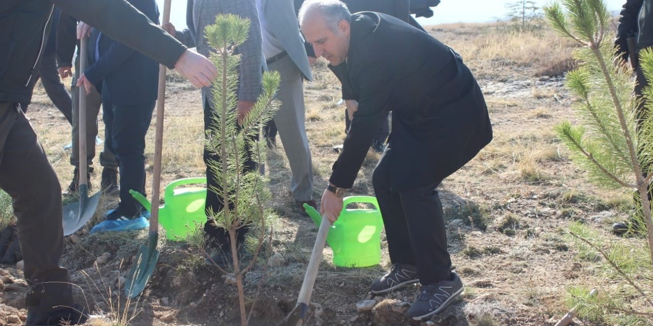 Konya Cumhuriyet Başsavcılığı’ndan Fidan Dikimi