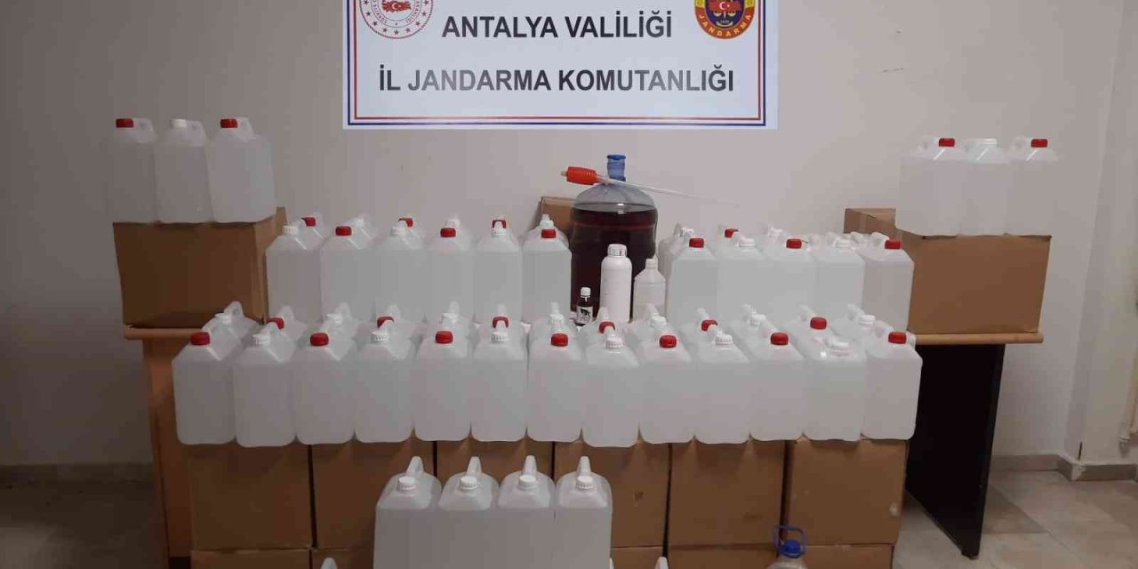 Jandarmadan Kaçak Ve Sahte Alkol Operasyonu