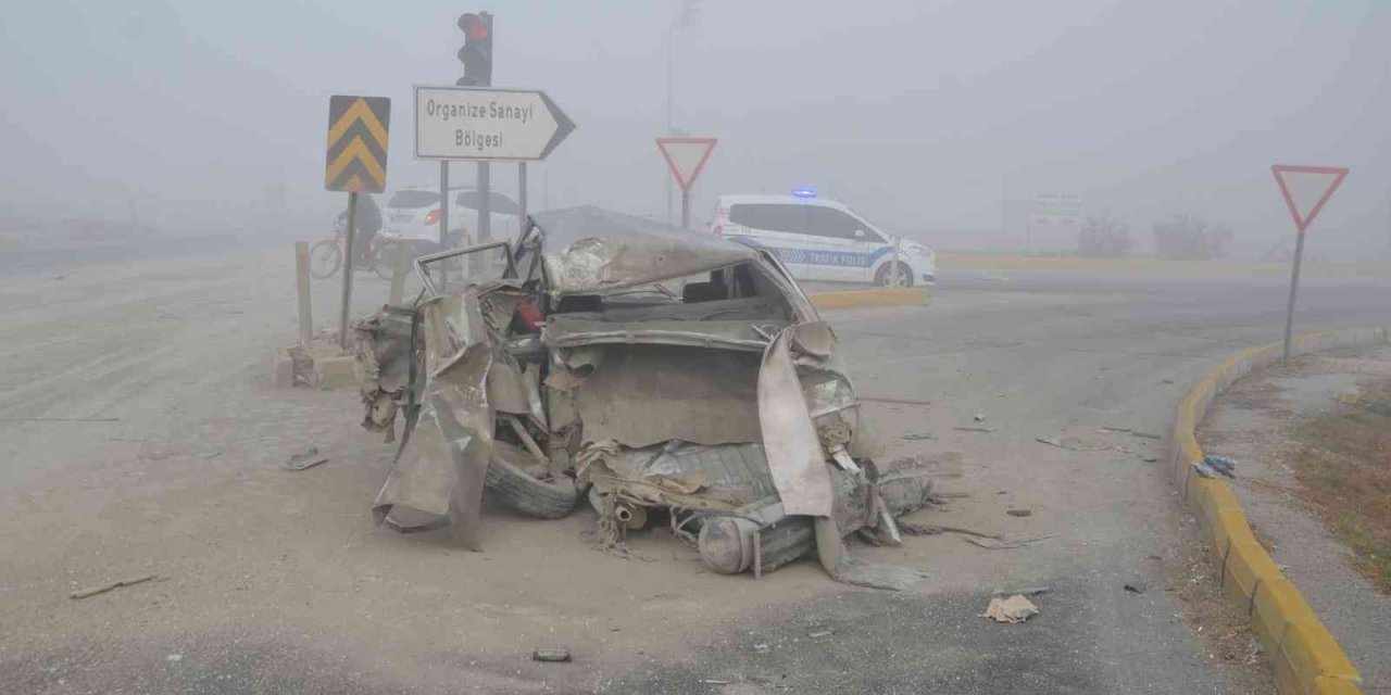 Konya’da Yoğun Sis Kazalara Neden Oldu: 2 Yaralı
