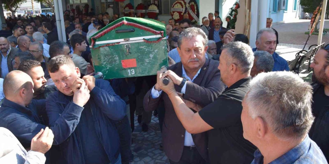 Antalya Milletvekili Aydın Özerin Babası Ese Özer Vefat Etti