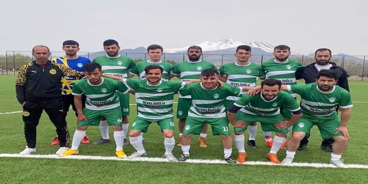 Uçan Tekme Atan Kaleciye 4 Maç Ceza