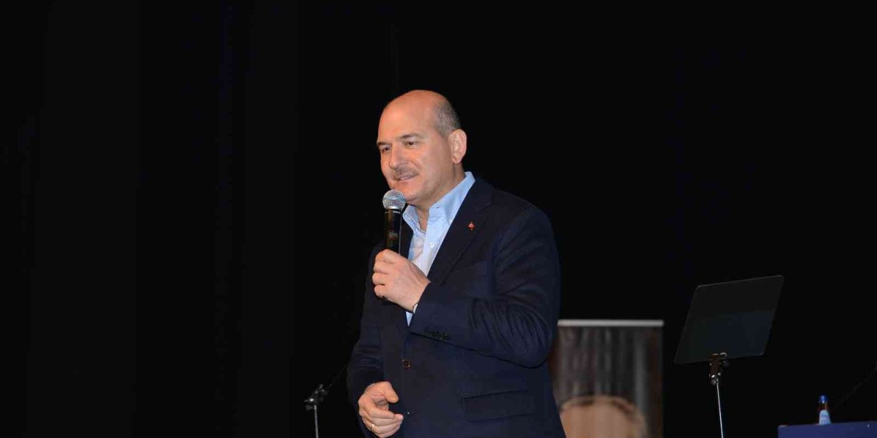 Bakan Soylu: “kılıçdaroğlu Düşmüş Bir Lgbt Peşine. Böyle Anlayışı Ortaya Koyan Bir Siyasi Parti Lideri Olur Mu”
