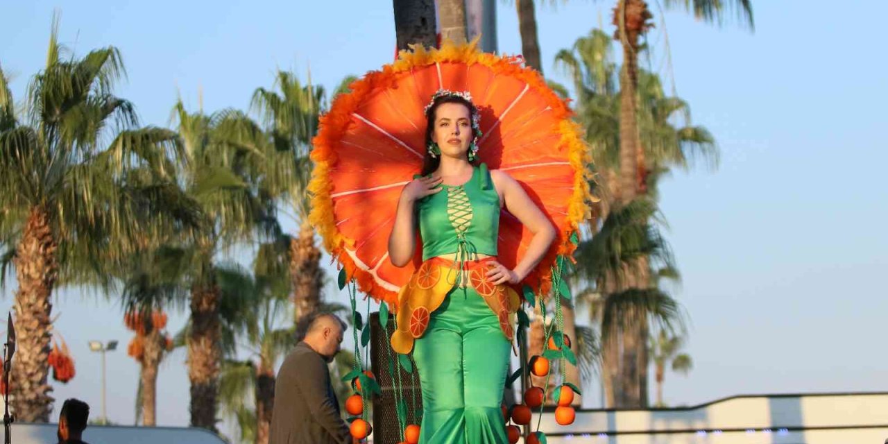 Narenciyeden Kıyafetler Göz Kamaştırdı