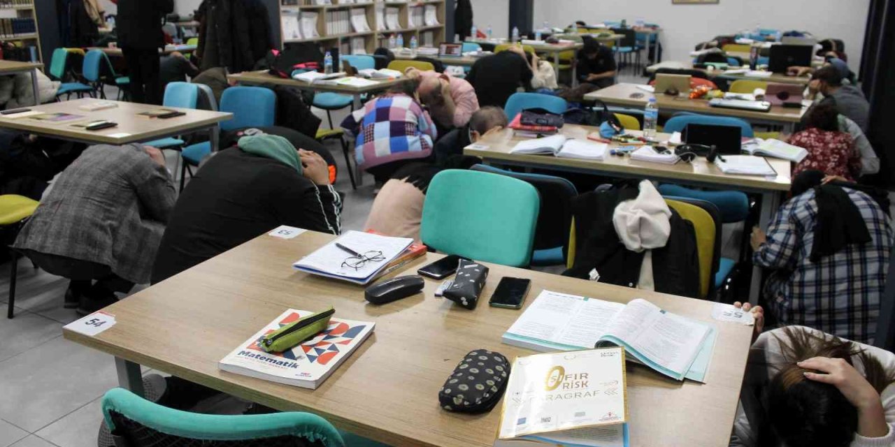 Kayseri’de Deprem Tatbikatı Yapıldı