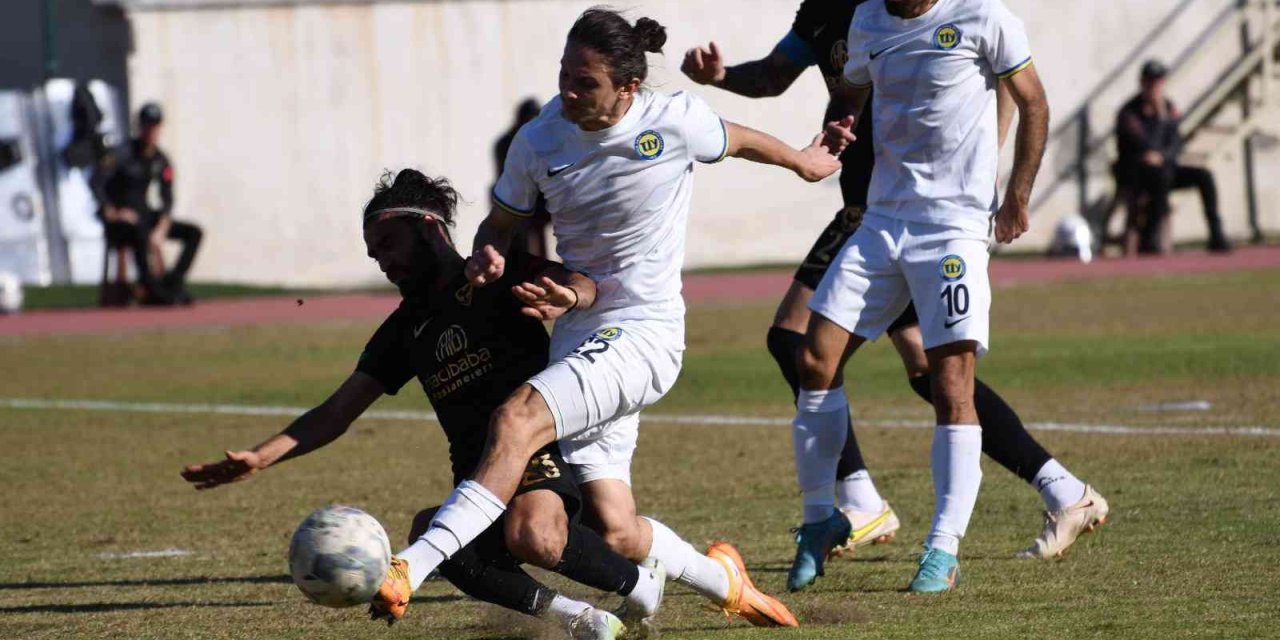 Tff 2. Lig: Tarsus İdman Yurdu: 1 - Amed Sportif Faaliyetler: 1