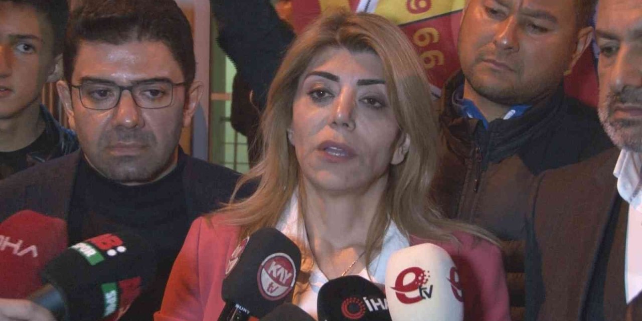 Berna Gözbaşı: “bu Şehrin Dinamiklerine Affımı İstediğimi Duyurmak İstiyorum”