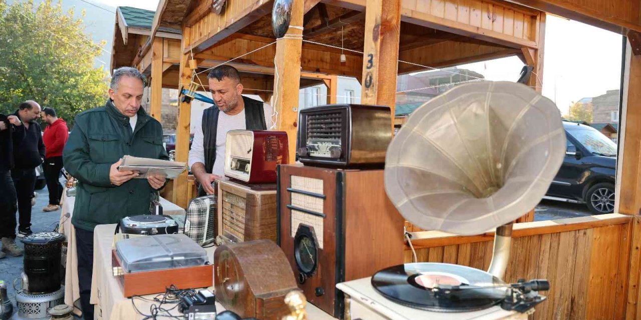 Antika Pazarı Ufuk Açtı