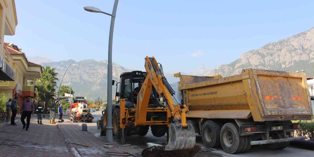 Asat’tan, Kemer’de Alt Yapı Çalışması