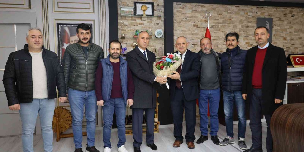 Başkan Öztürk’e Camikebir Mahallesi’nden Teşekkür