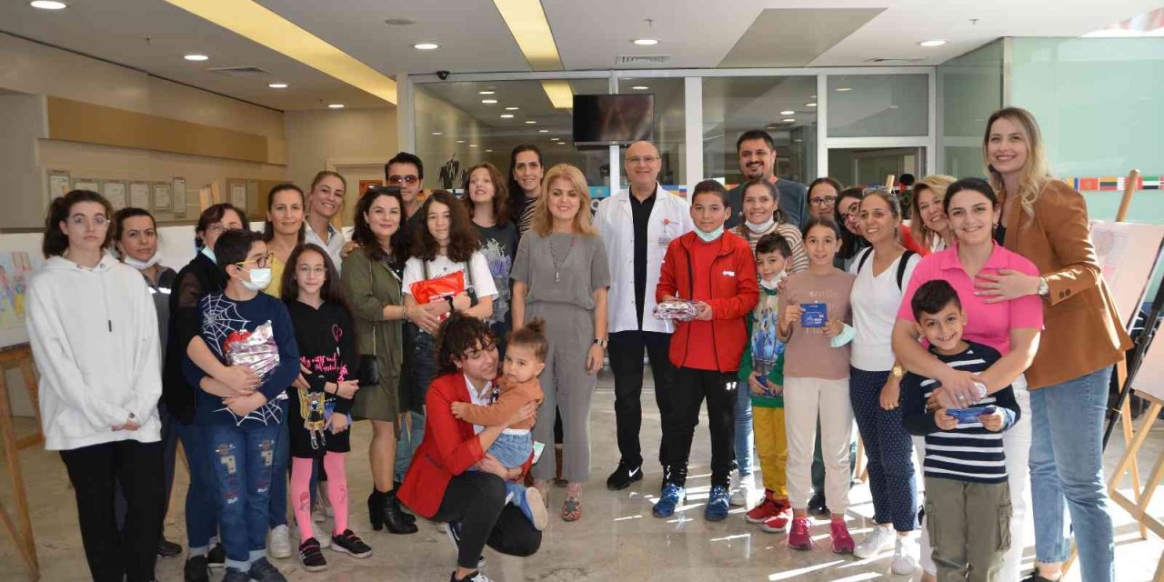 ‘çocuk Bakışı Organ Bağışı’ Resim Sergisi