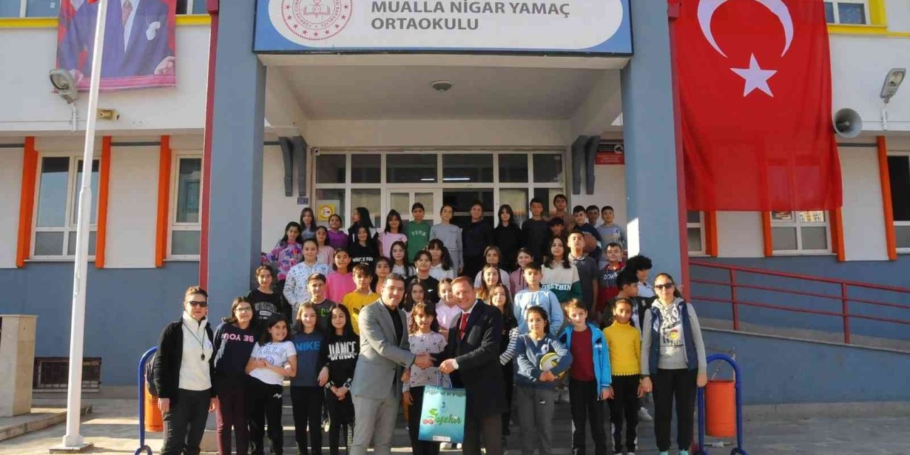 Ödüllü Atık Pil Kampanyasında Kazanan Okullar Hediyelerini Aldı