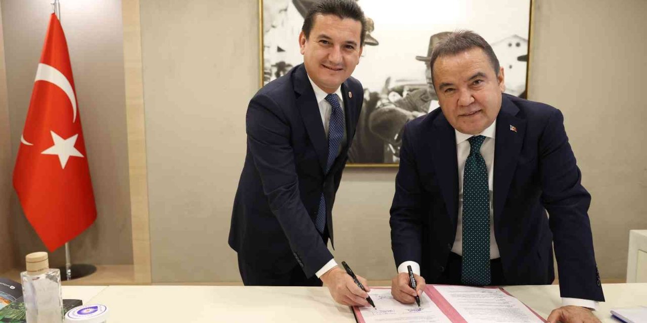 Kumluca’ya Stadyum Hazırlama Protokolü