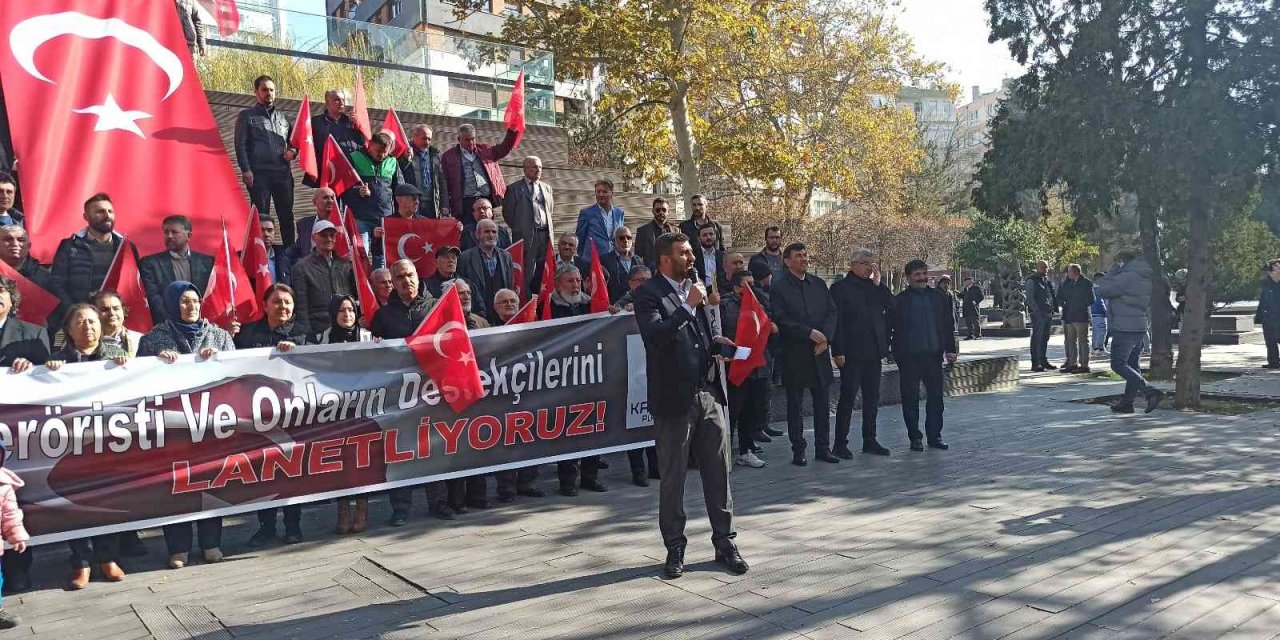 Eskişehir Kardeşlik Platformu Basın Açıklamasında Terörü Lanetledi