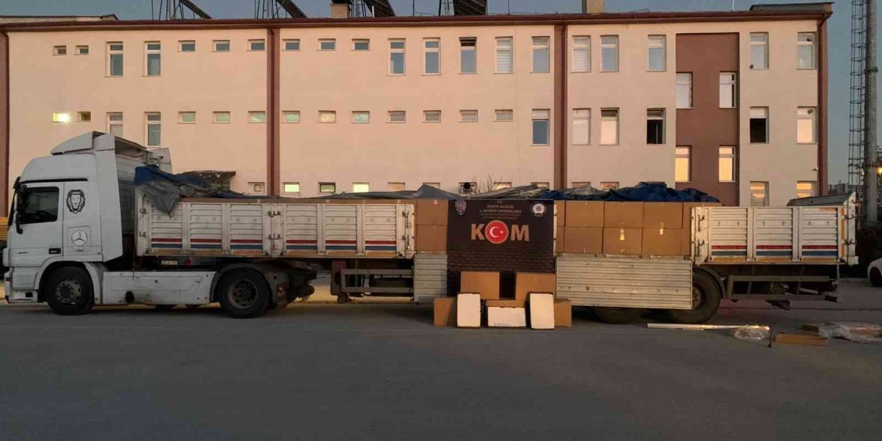 Konya’da 3 Milyon 100 Bin Adet Kaçak Sigara Ele Geçirildi