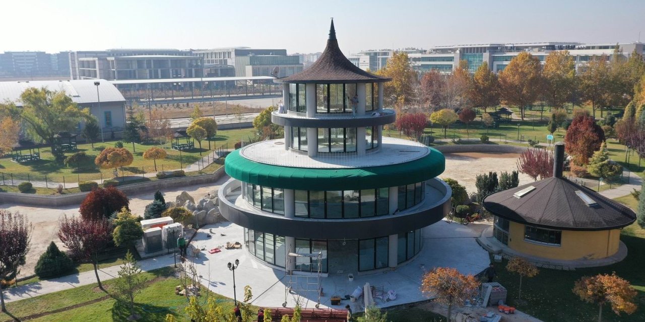 Karatay Adalet Parkı’na Millet Kıraathanesi Kazandırılıyor