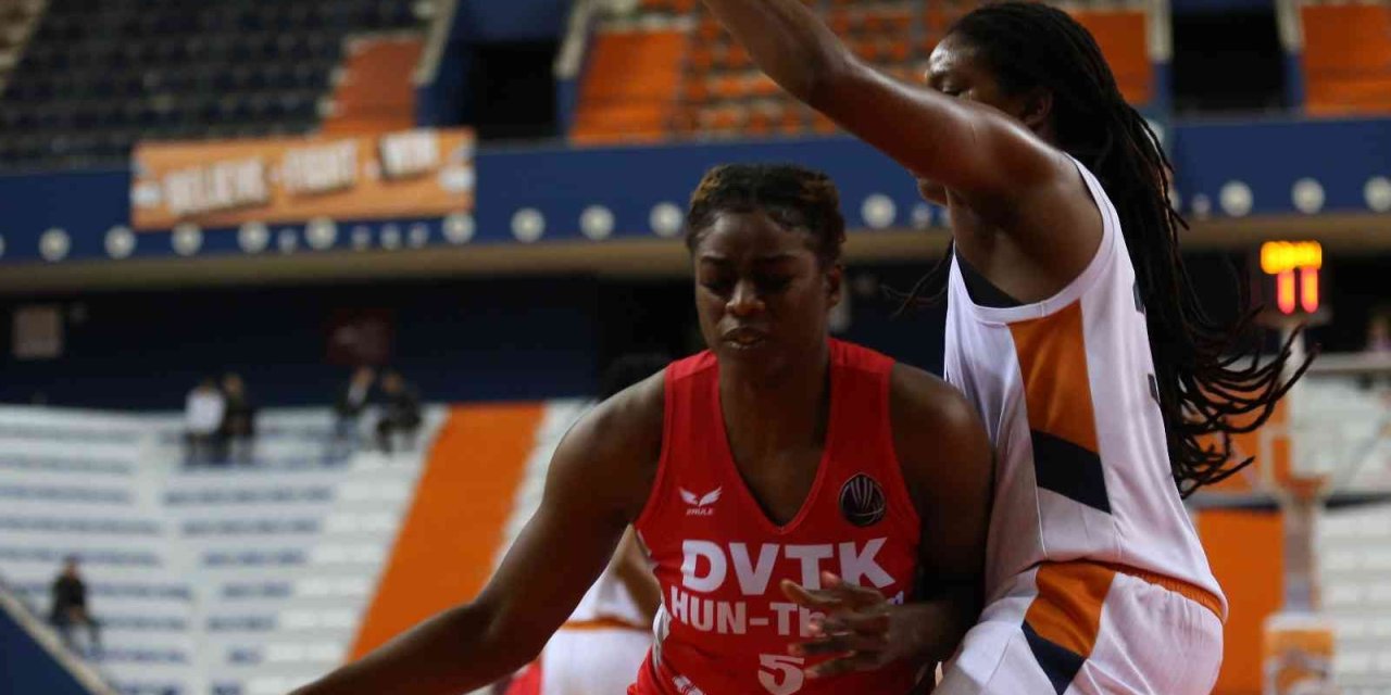 Çukurova Basketbol, Evinde Kazandı