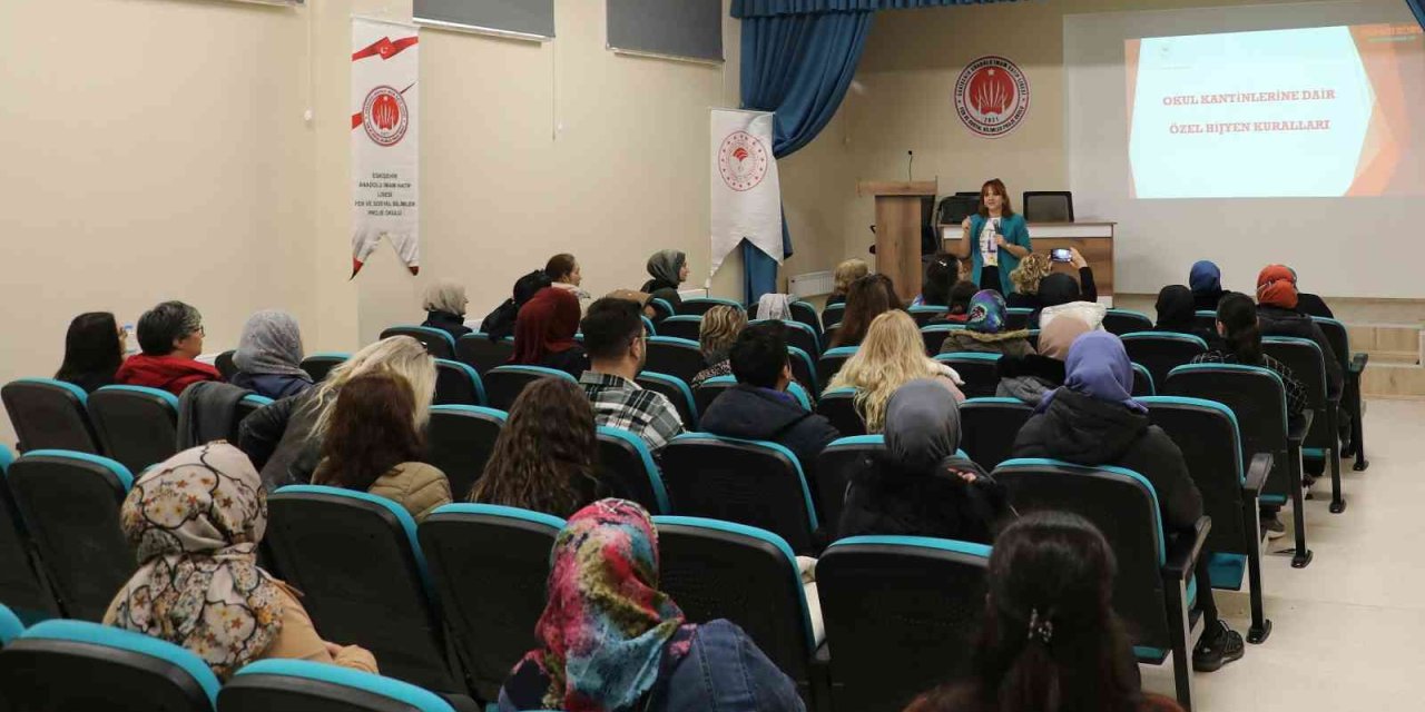 Okullarda Gıda Güvenilirliği Eğitimleri Devam Ediyor