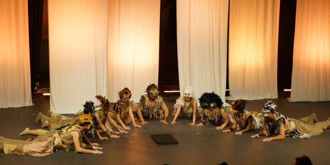 Zümrüdü Anka’ya Çocuklardan Yoğun İlgi