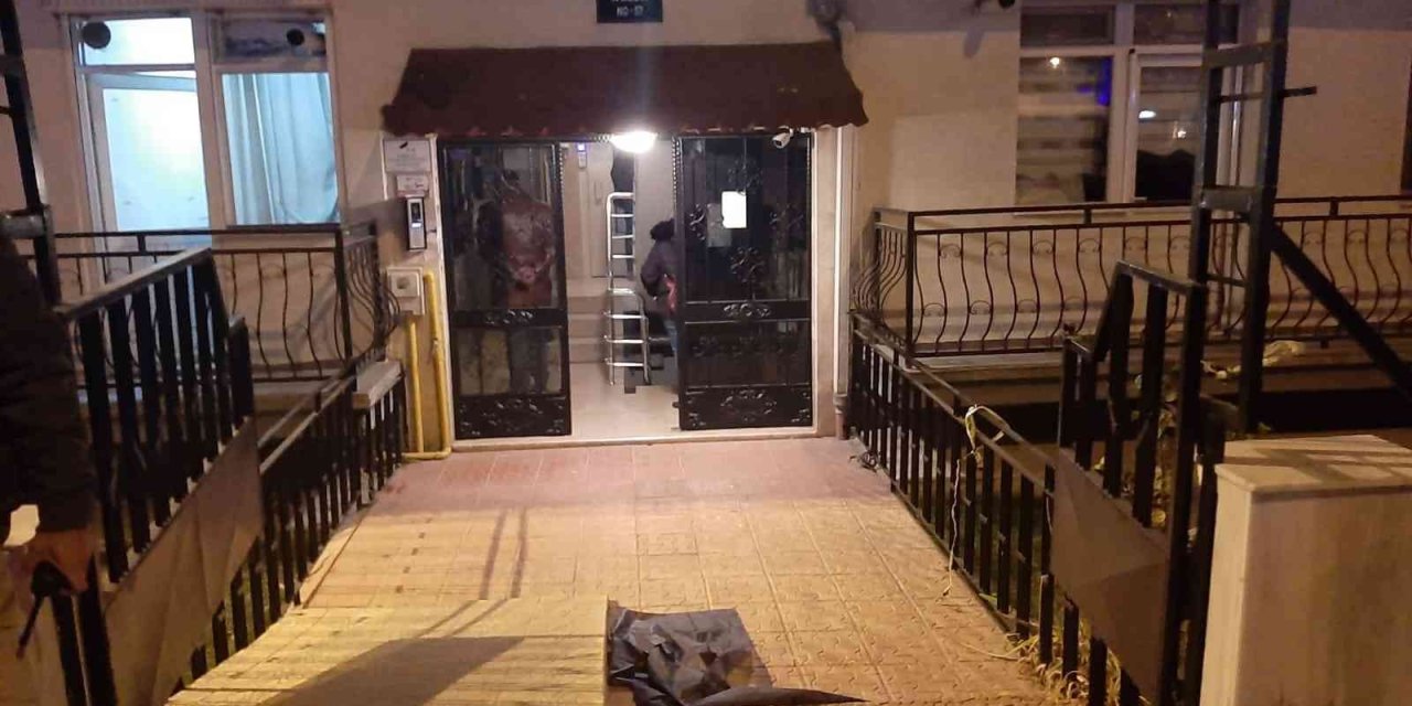 5’inci Kattan Düşerek Beton Zemine Çakılan 60 Yaşındaki Kadın Hayatını Kaybetti