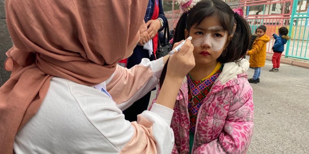 Çocuklar, ’çocuk Hakları Günü’nde Doyasıya Eğlendi