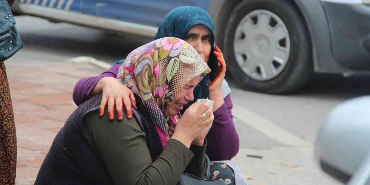 Kazada Ağır Yaralanan Motosiklet Sürücüsünü Kurtarmak İçin Vatandaşlar Seferber Oldu