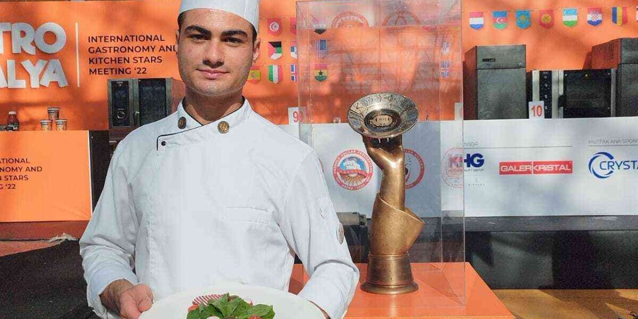 Anadolu Üniversitesi’ne Bronz Madalya