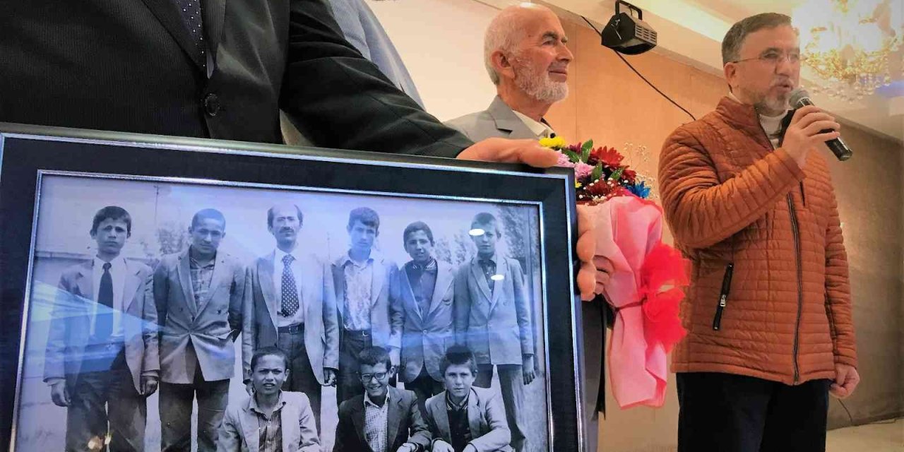 Valilerden Öğretmenlerine Duygulandıran Sürpriz
