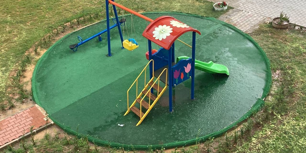 Mersin’de Sağanakla Birlikte Dolu Etkili Oldu