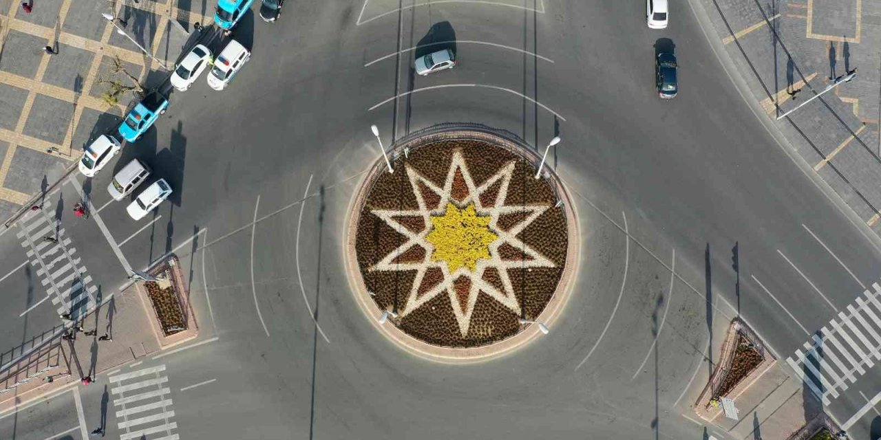 Büyükşehir, Peyzaj Çalışmaları İle Kent Estetiğini Artırıyor