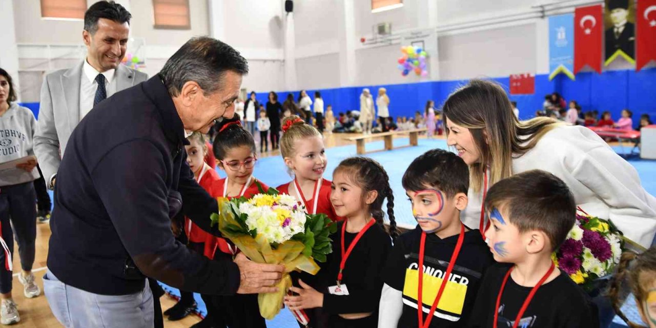 Başkan Ataç Jimnastikle Tanışan Çocuklarla Buluştu