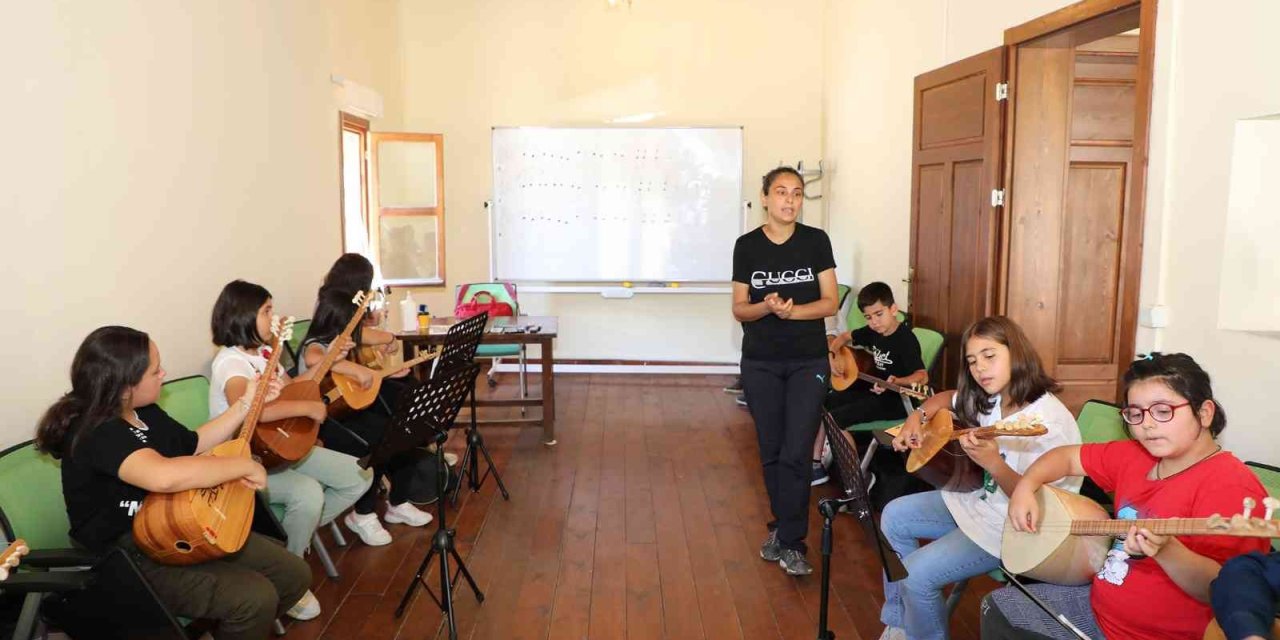 Talas’tan Çocuklara Özel Bağlama Kursu