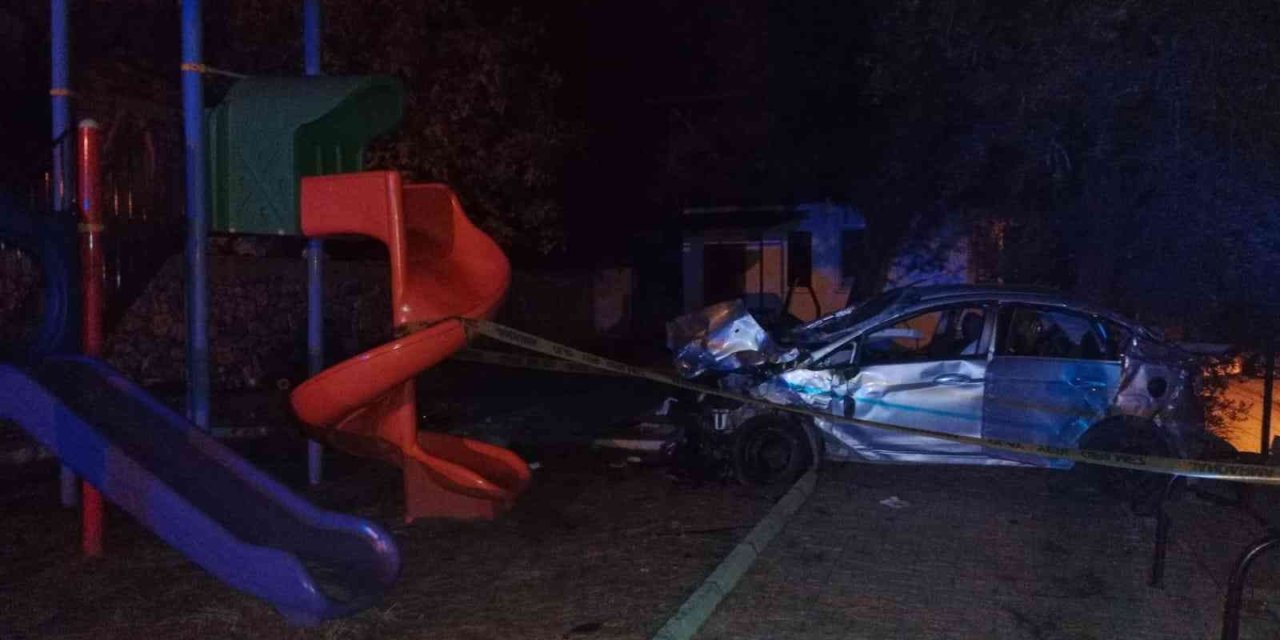 Şarampole Devrilen Otomobilin Sürücüsü Hayatını Kaybetti