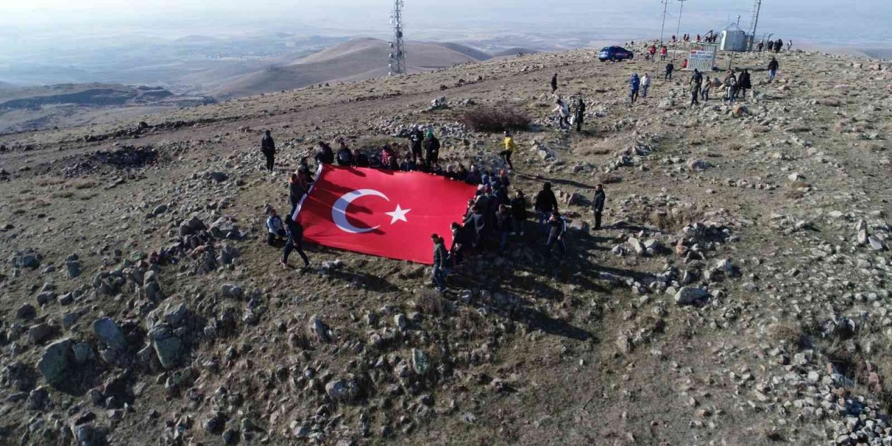 Kulu’da Doğa Yürüyüşü Düzenlendi