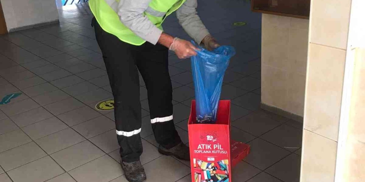 Kemer’de Atık Piller Geri Dönüşüme Kazandırılıyor