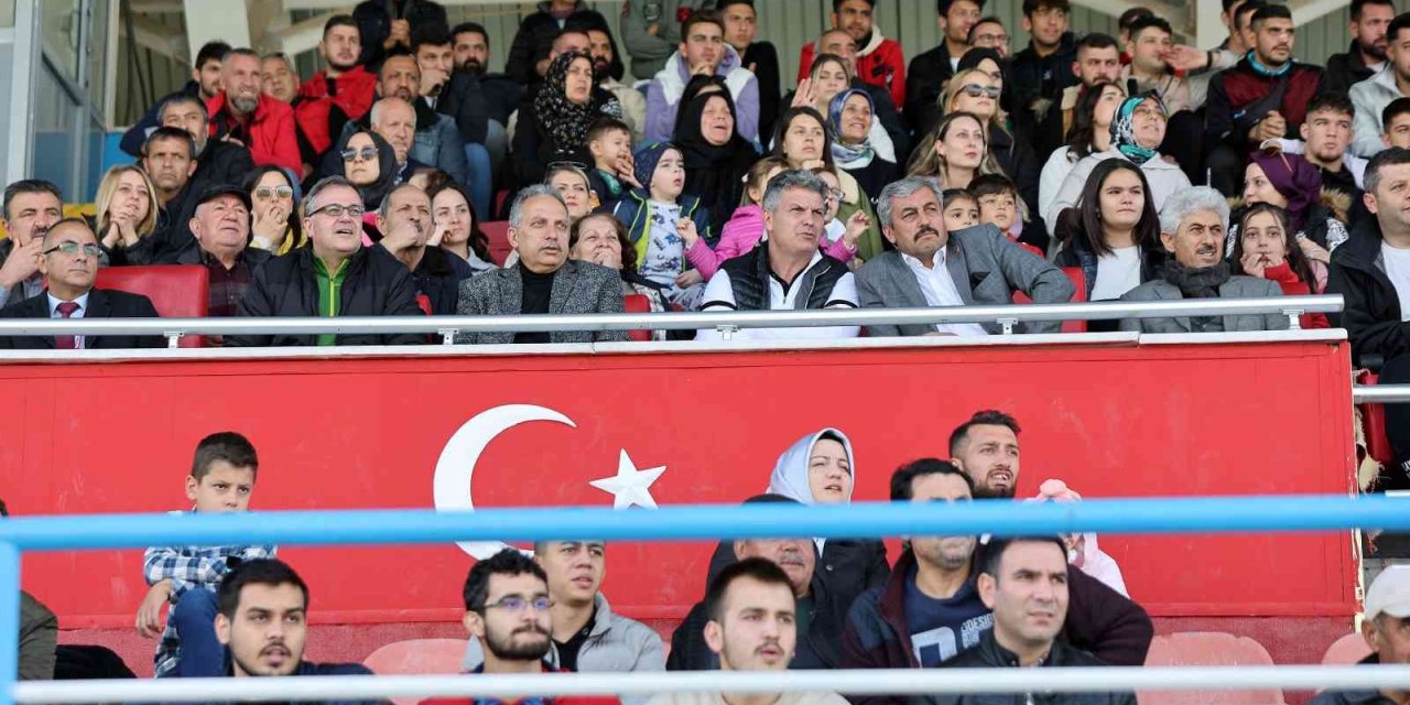 Talasgücü Namağlup İlerliyor