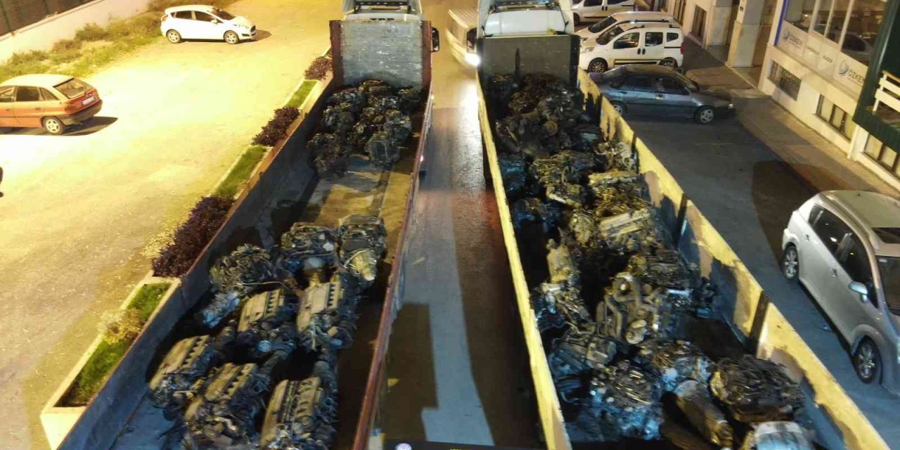 Mersin’de Yasa Dışı Yollardan Ülkeye Sokulan 53 Adet Araç Motoru Ele Geçirildi