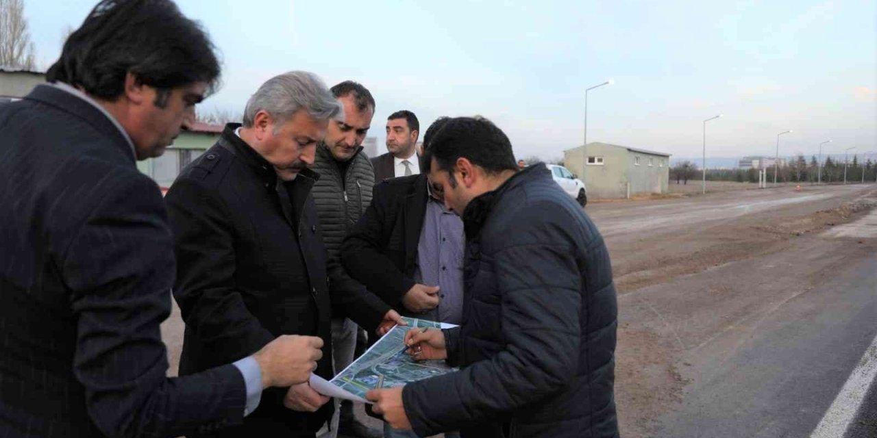 Melikgazi, Daha Konforlu Ve Seri Ulaşım İçin Yeni Alternatif Yol Çalışmasına Başladı