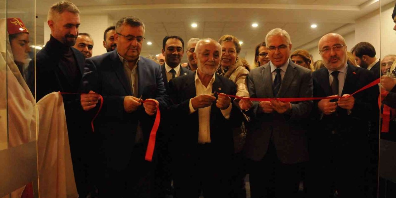 ’kafkasya Efsaneleri Sergisi ’ Açıldı