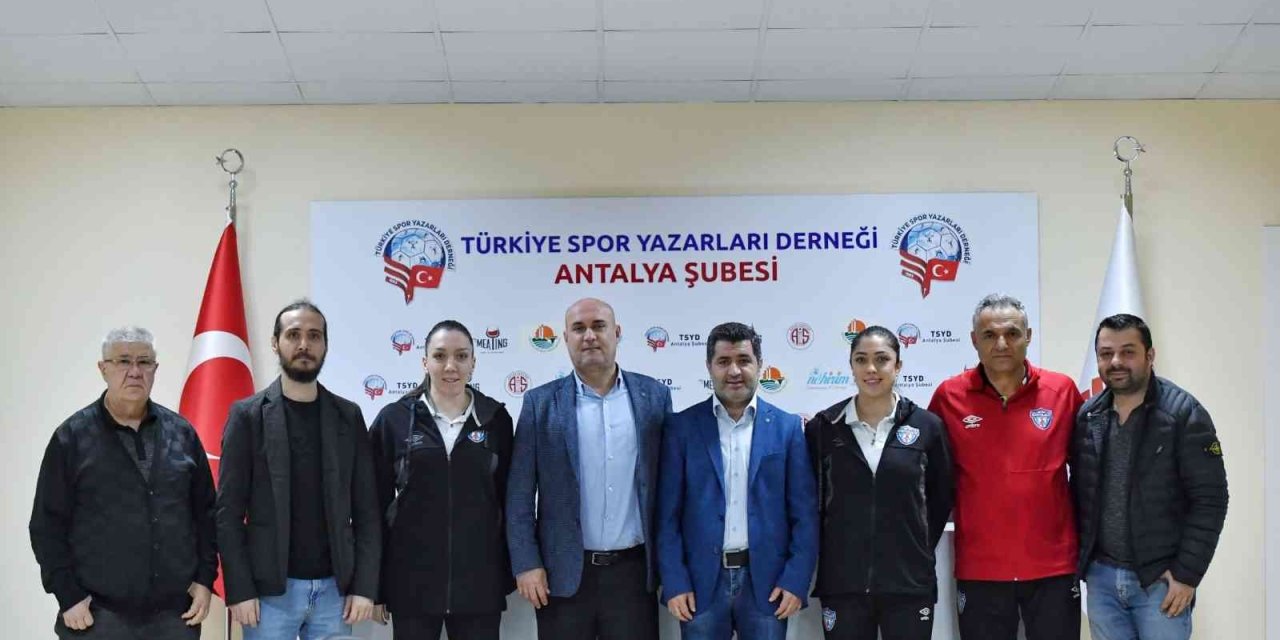 Konyaaltı’nın Mavi Kelebekleri’nden Taraftara Davet