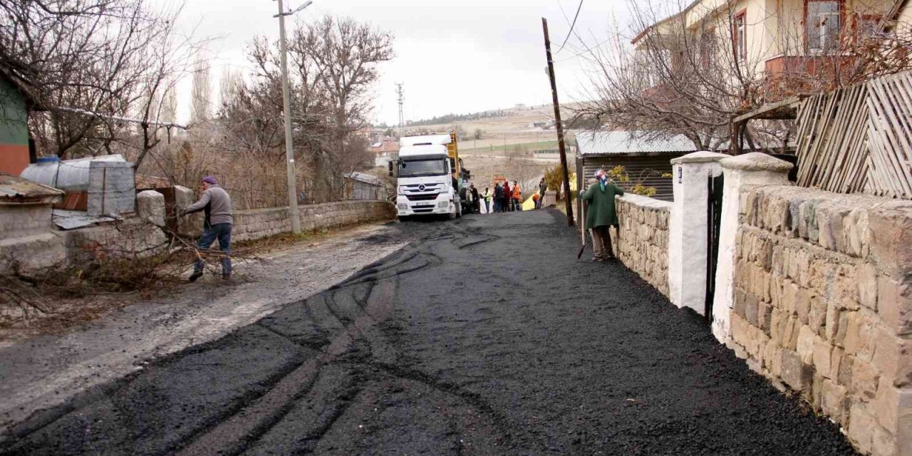 Bünyan’da Cami Kebir Ve Sağlık Mahalleleri Asfalta Kavuşuyor