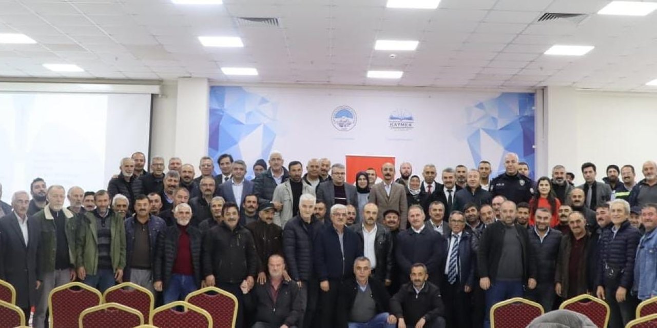 Büyükşehir’den 16 İlçede 714 Muhtara Eğitim