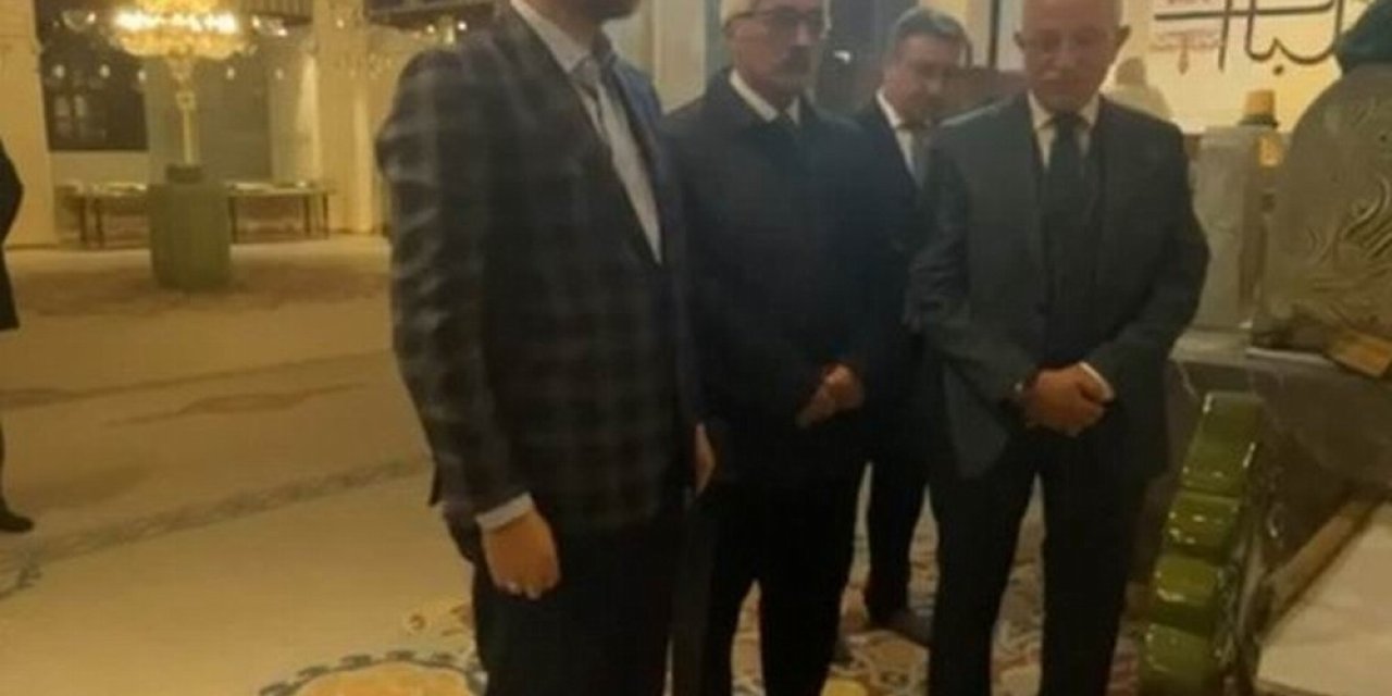 Bilal Erdoğan, Mevlana Hazretlerinin Türbesi’nde Kur’an-ı Kerim Okudu