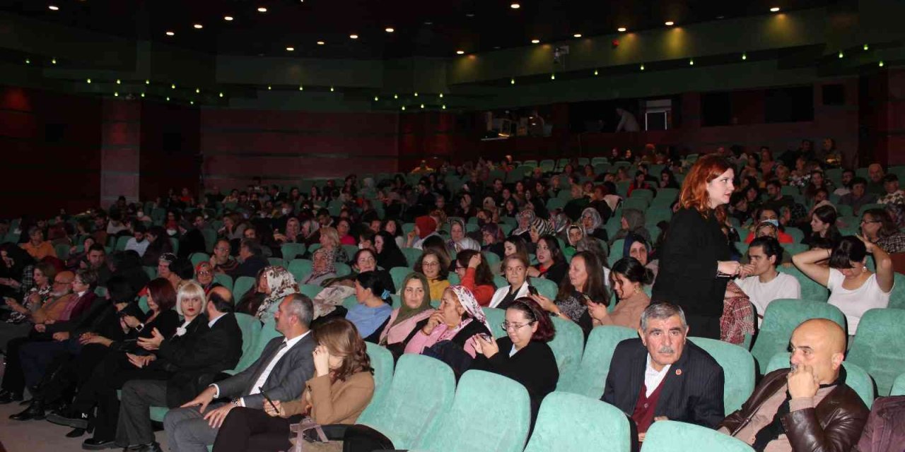 Kadın Yönetmenlerin Sinematografik Çekimleri Ödülleri De Beraberinde Getirdi