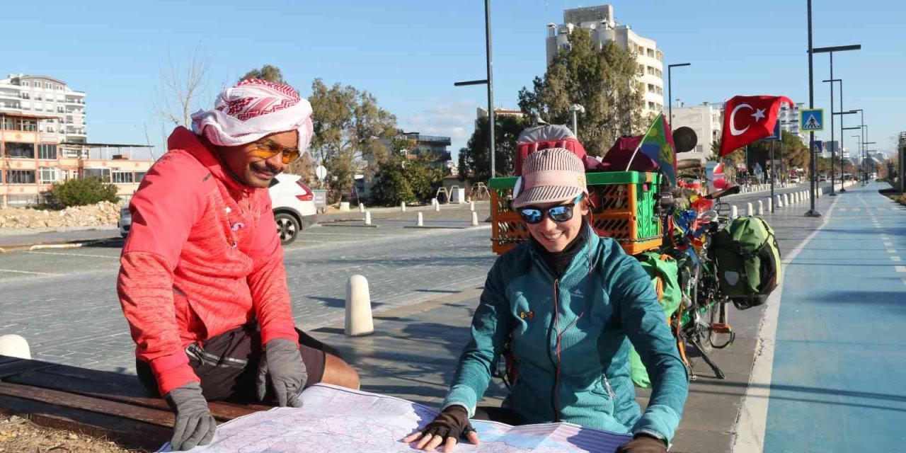 Bisikletle Avrupa Turuna Çıkan Fransız Çift 863 Günde 27 Ülke Gezdi