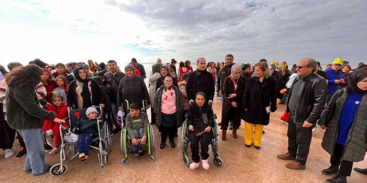 Kulu’da Engelliler Haftası’nda Tuz Gölü Etkinliği Düzenlendi
