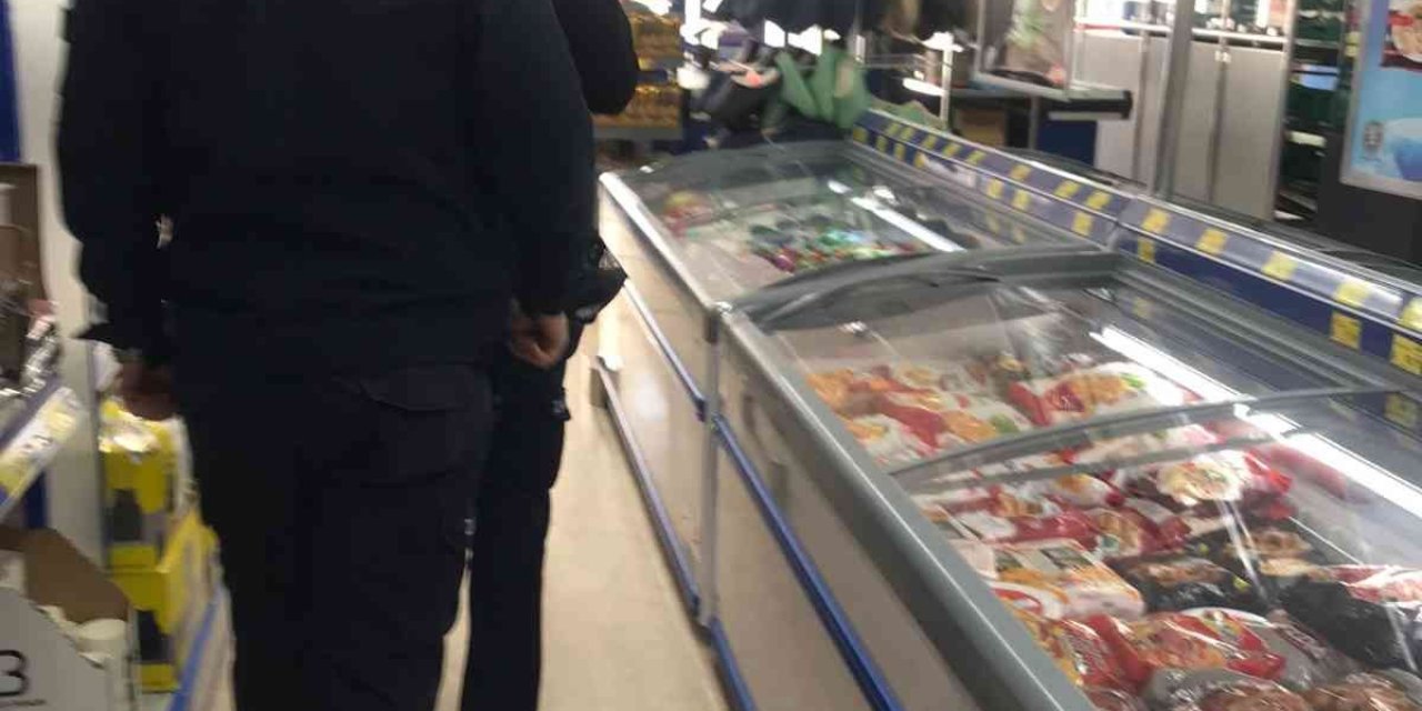 Aksaray Zabıtadan Marketlere Ani Baskın