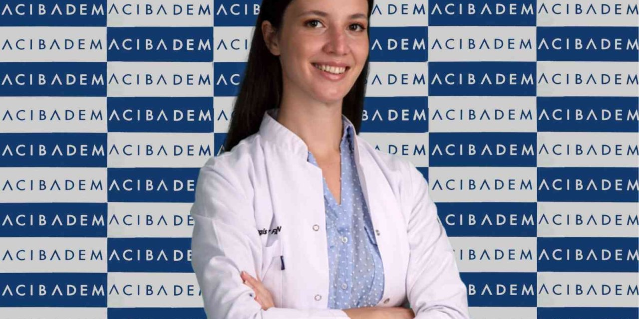 Diş Hekiminden Ağız Kokusu Sorunuyla İlgili Önemli Bilgiler