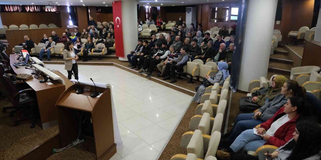 Ekmek Ve Ekmek Çeşitleri Üreten İşletme Personellerine Eğitim Verildi